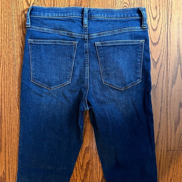 J. Crew 9” Mid-Rise Skinny Jeans - Picture 5 of 5